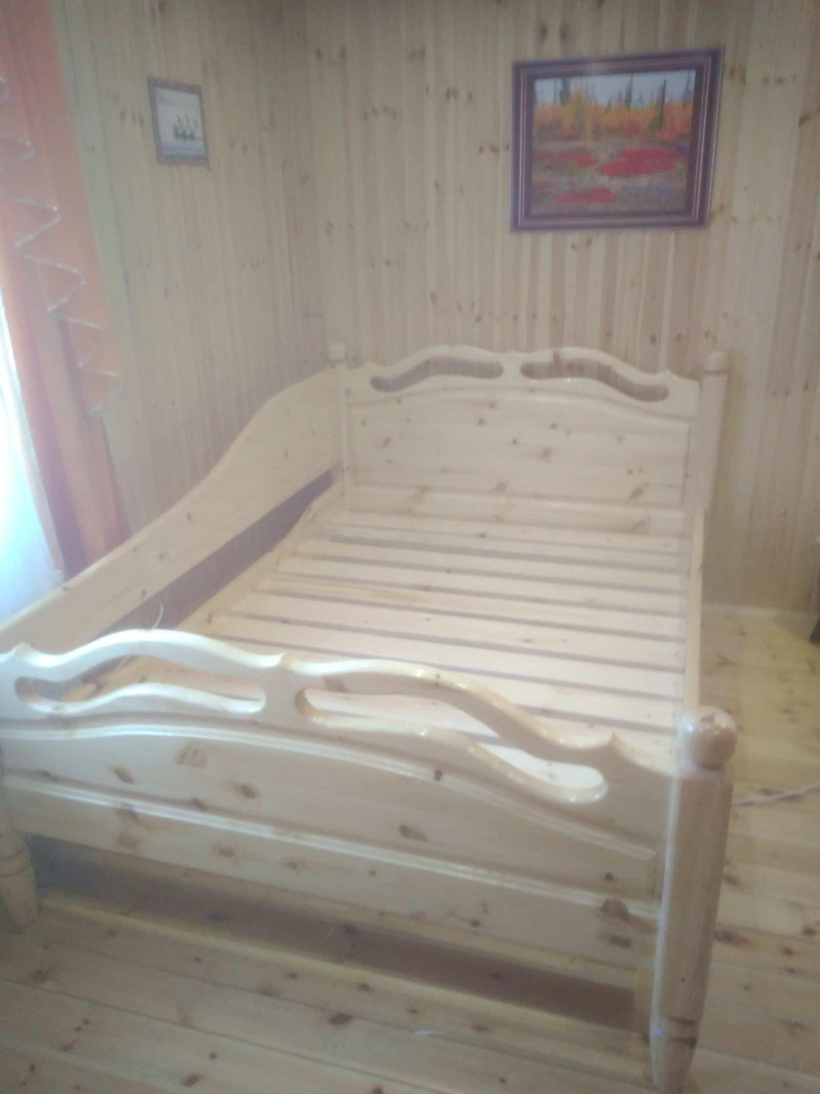 Кровать из массива сосны с низким изголовьем в японском стиле. Изготовление на заказ в — Мурманская область, Столярка 51